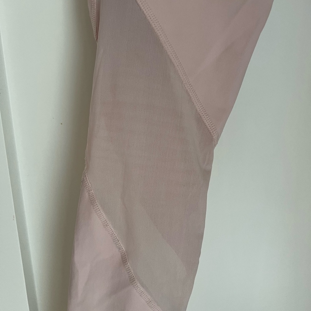 Athleta Ballerina Pink Eclipse Tight in size XS - Picture 6 of 10